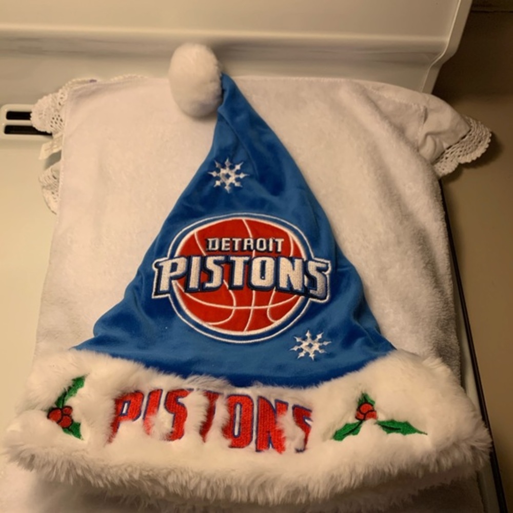 Detroit Pistons Winter Christmas Hat